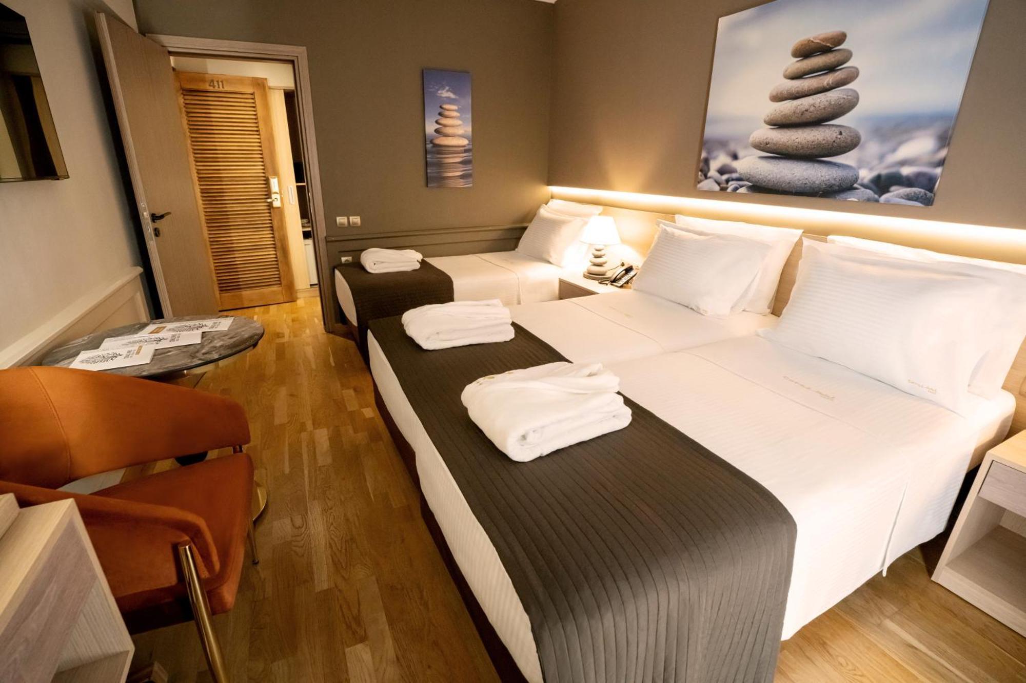 Standard Triple Room,1742681116:JPEG