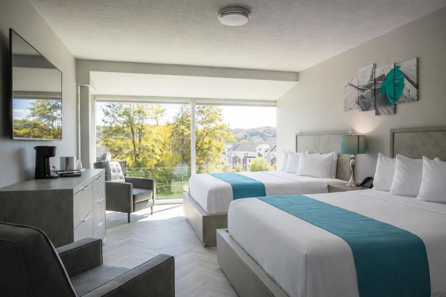Luxury Room Two Queen Beds